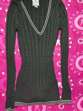 Poof Excellence Black Deep V Neck Lightweight Sweater Medium